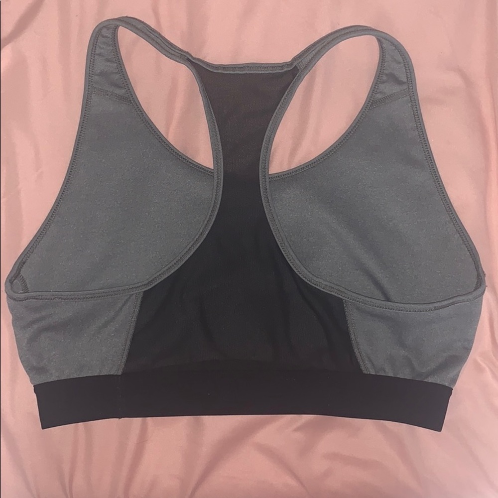 Adidas Razorback Sports Bra - Picture 2 of 2